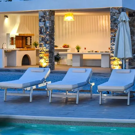 Divine Naxos * Πλάκα