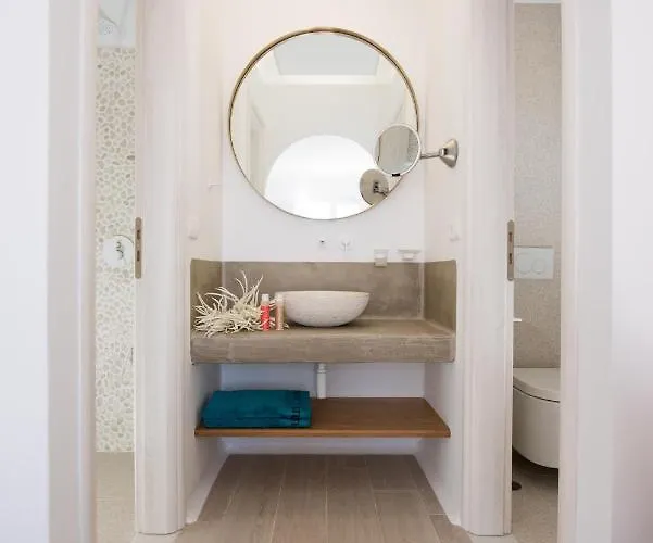 Divine Naxos * Πλάκα