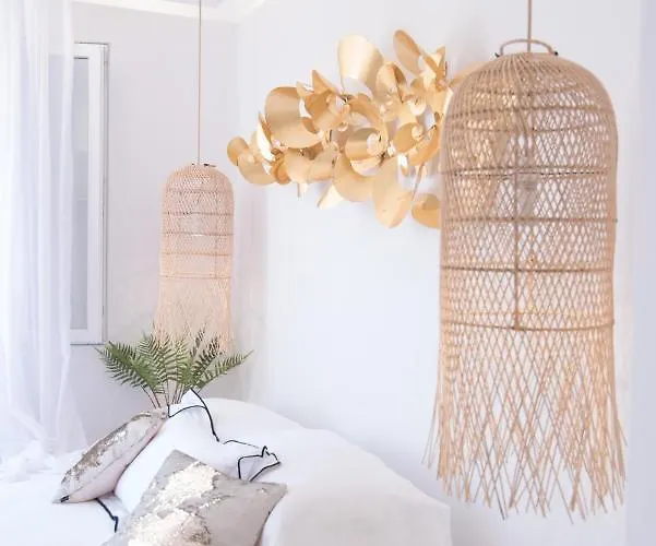 Divine Naxos * Πλάκα