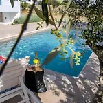 Divine Naxos Pláka