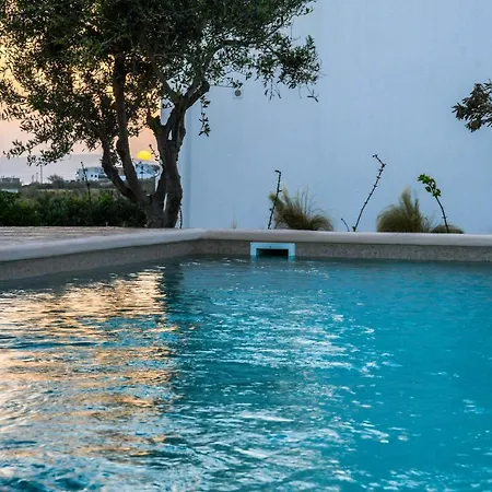 Divine Naxos